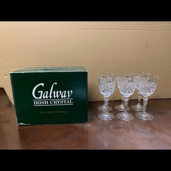 Galway Irish Crystal Old Clare White Wine Glasses